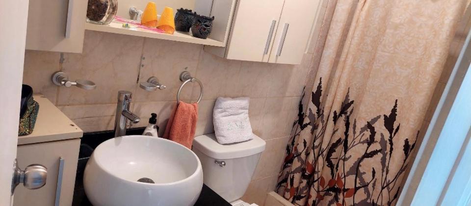 Confort Maruja Habitación en casa particular Lima